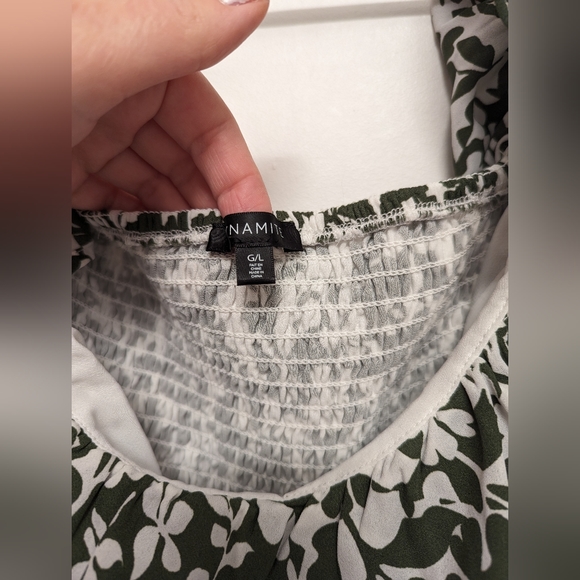 Dynamite Short sleeve ruffle sweetheart top - Picture 2 of 7